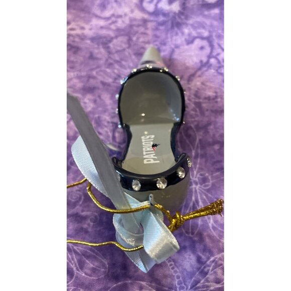 New England Patriots NFL Christmas Ornament High Heels Stilettos Rhinestones‎ - Picture 3 of 6